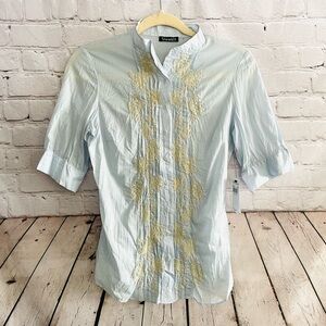 🆕 Tahari Size XS Light Blue Embroidered Peasant Coquette Lightweight Top Blouse